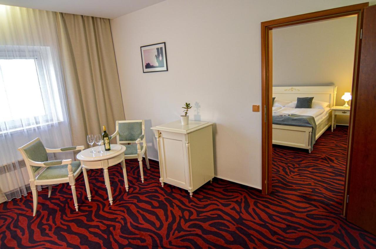 Hotel Galant Lednice Εξωτερικό φωτογραφία